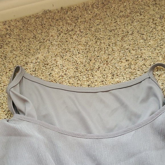 Gorgeous chiffon soft grey blouse - Picture 5 of 5